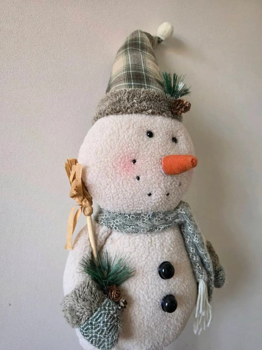Large Extendable Legs Christmas Snowman Decoration - Image 3