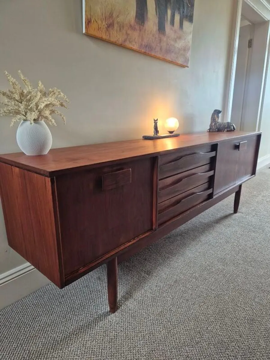 Mid century sideboard - Image 2