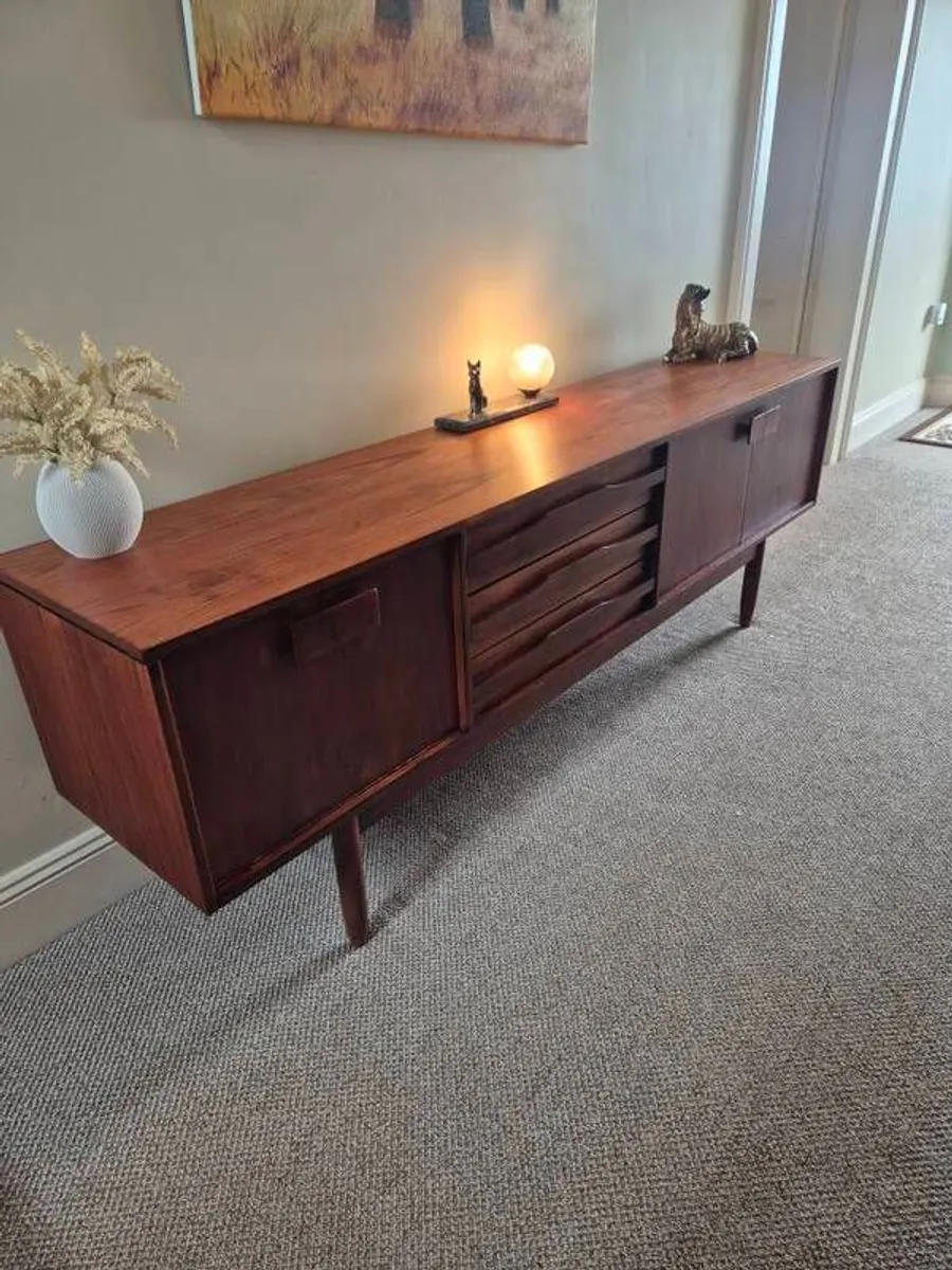 Mid century sideboard - Image 3