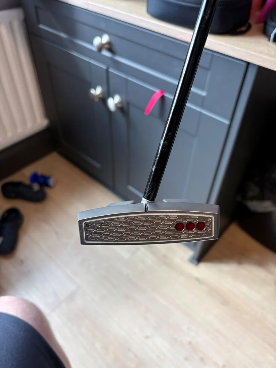 Golf Putter - Image 4