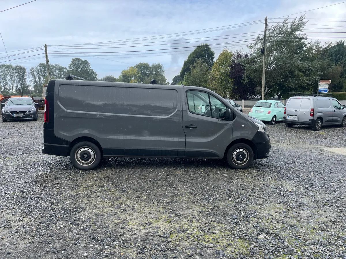 2019 Nissan NV300 LWB - Image 4