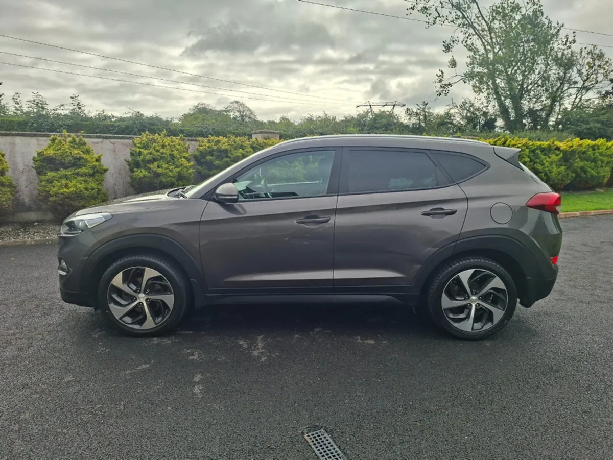 Hyundai Tucson IX35 EXECUTIVE SE COMMERCIAL E6 4DR - Image 3