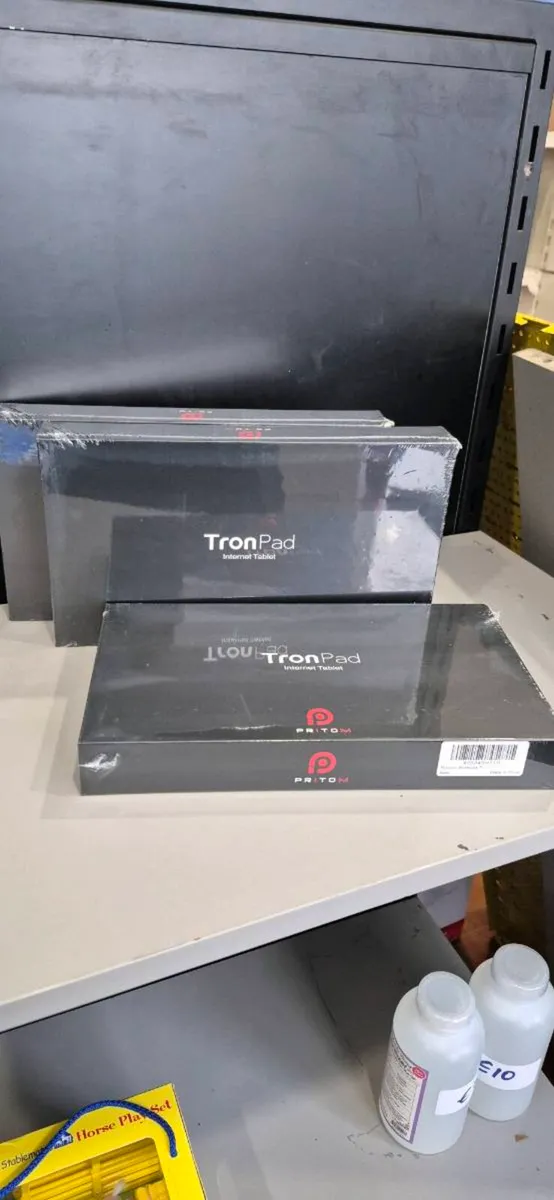 7 inch tablet - Image 1