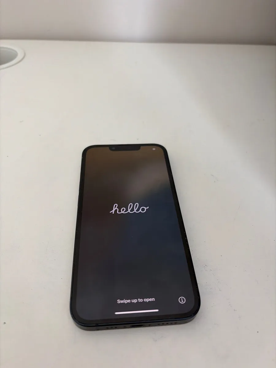iPhone 13 - Image 1