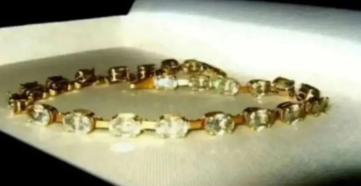 Vintage Hallmarked 14ct Gold Tennis Bracelet - Image 1
