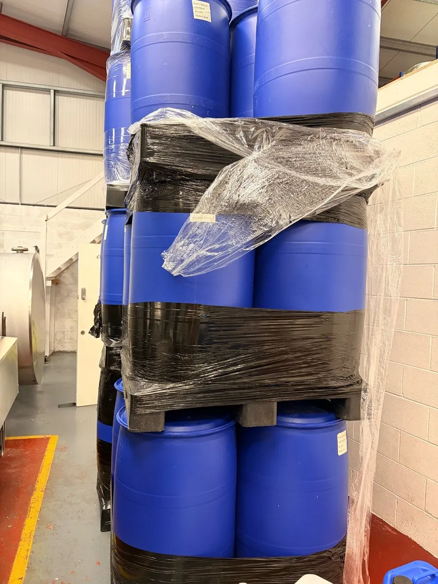 210L Food Grade Blue Plastic Drums – 36 Available - Image 3