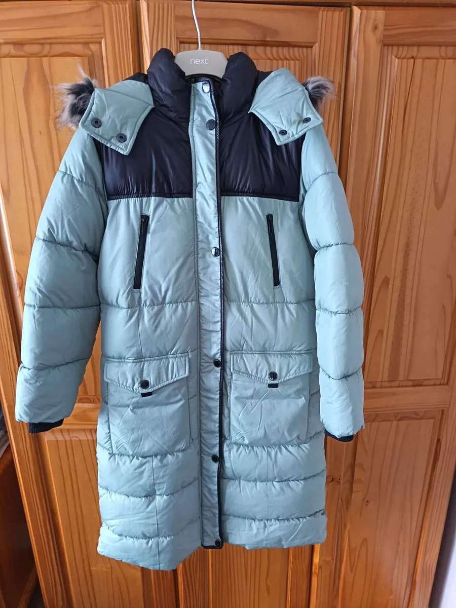 Coat age 12 - Image 1