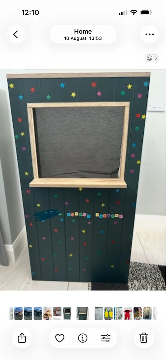 Free standing puppet theatre - Image 1
