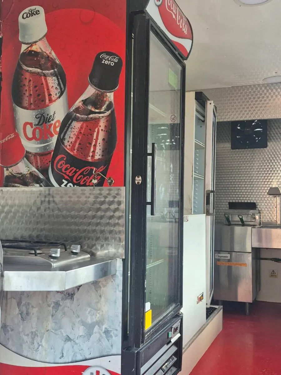 18ft butlers catering trailer - Image 4
