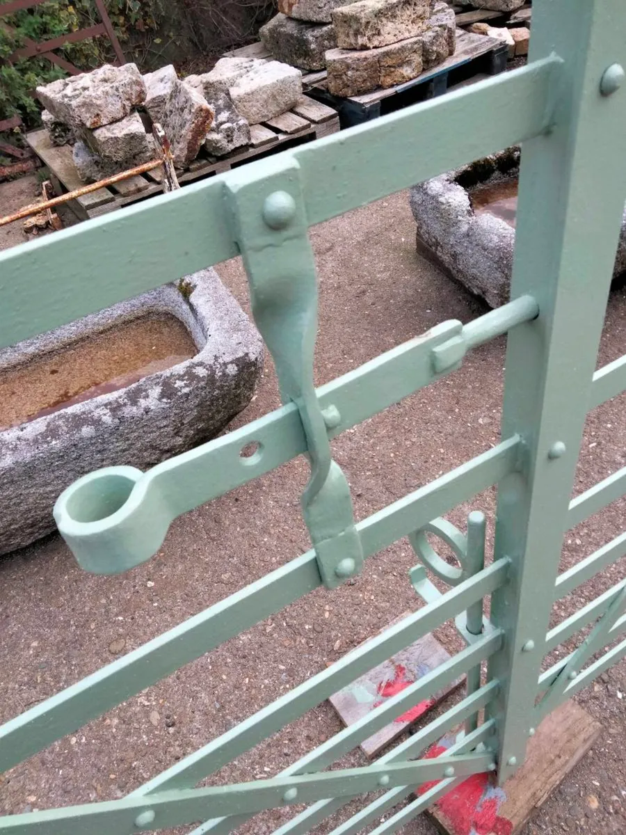 Forged gates - Image 3