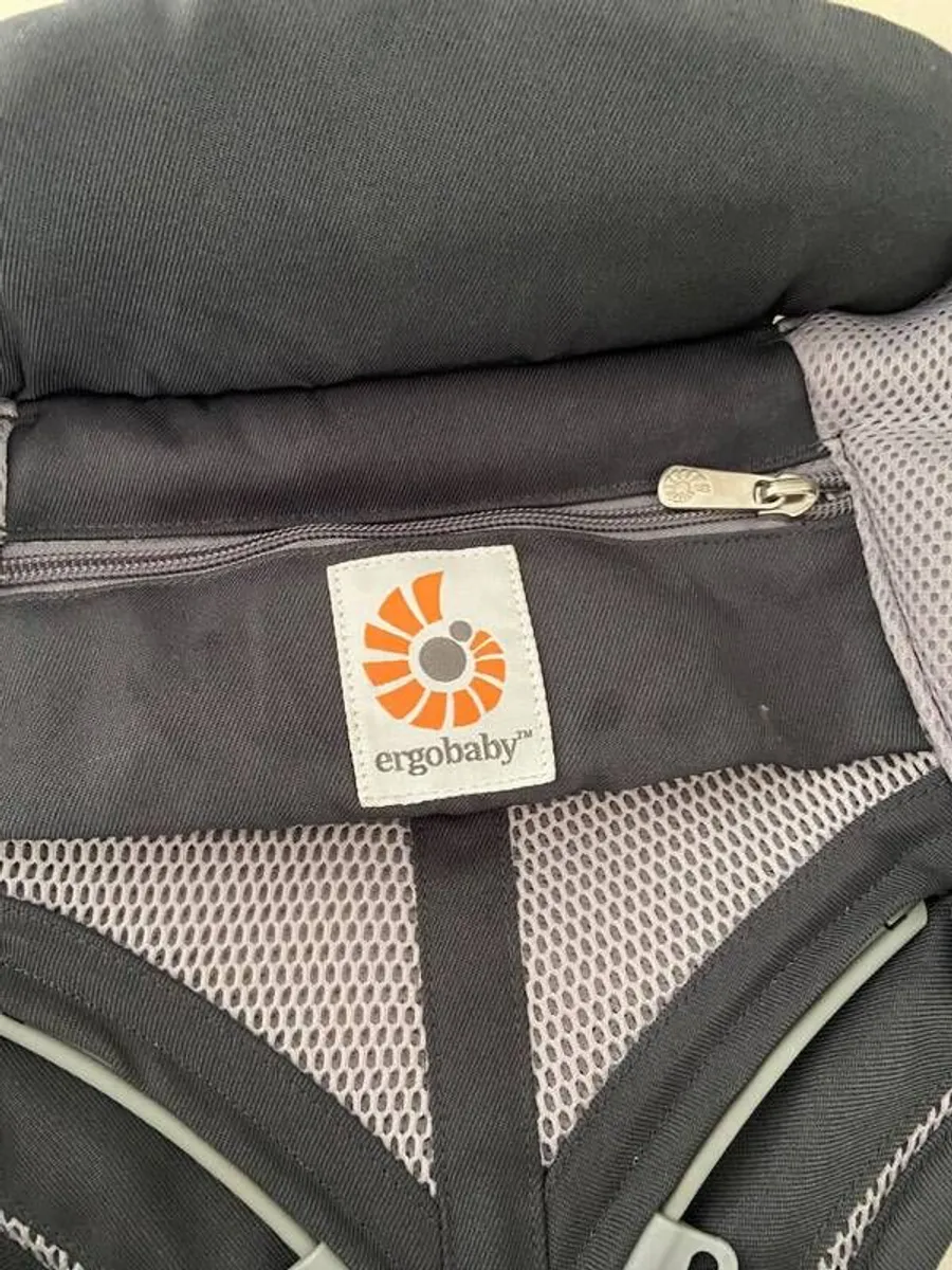Ergobaby Omni 360 Cool Air Mesh Baby Carrier - Image 2