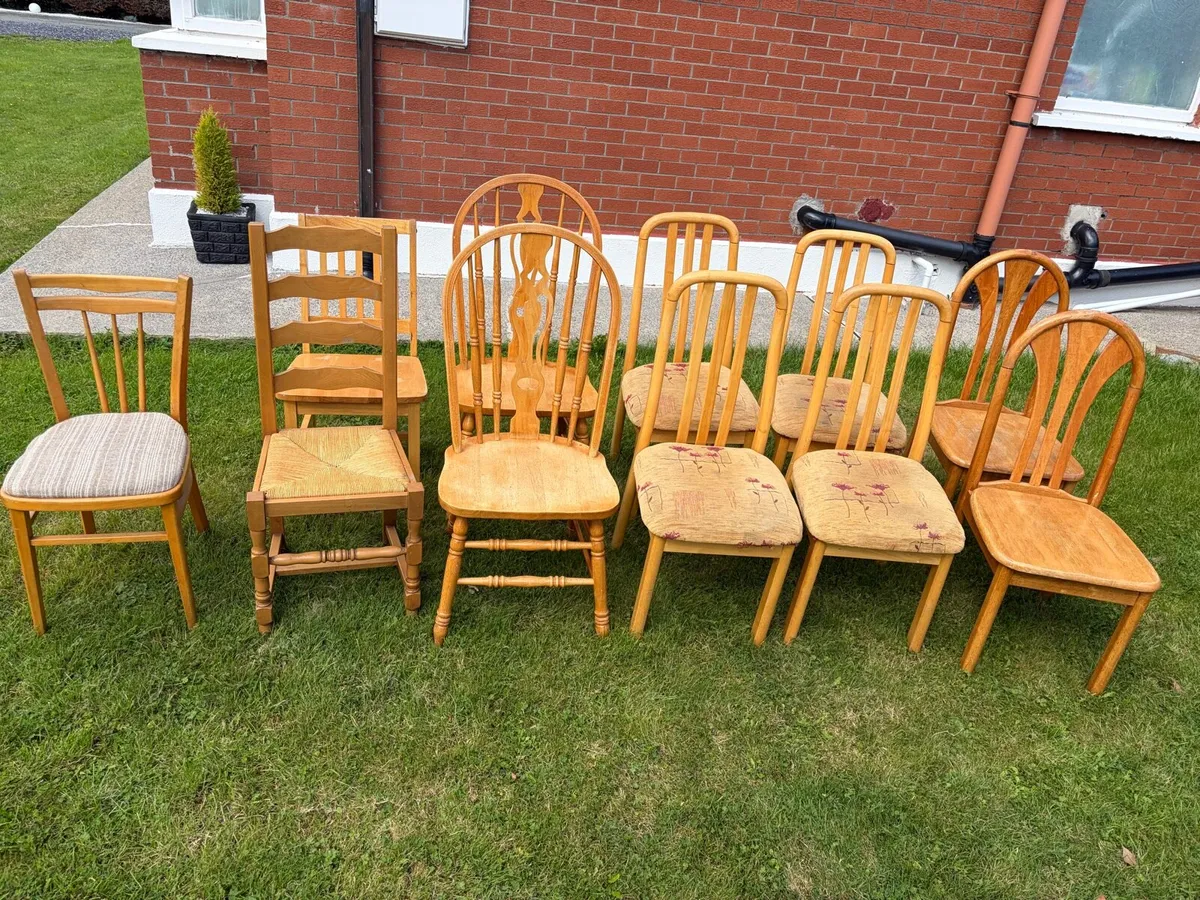 random kitchen chairs bundle - Image 2