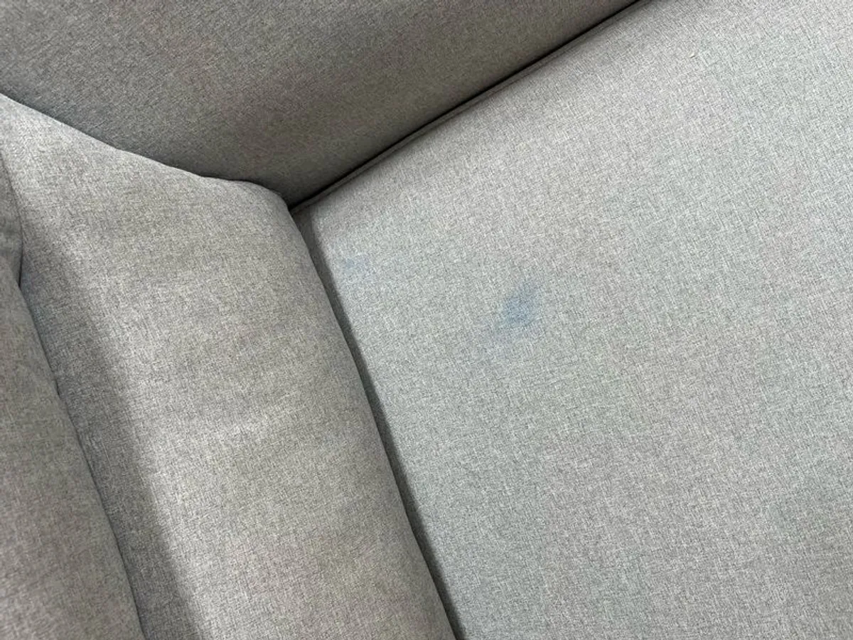 Pair of 2 seater couches - Image 3