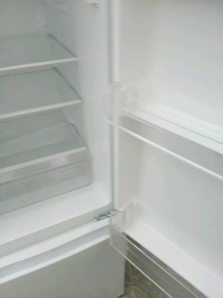 Fridge freezer - Image 2