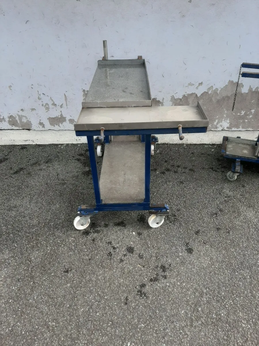 Welding trolley stands - Image 2