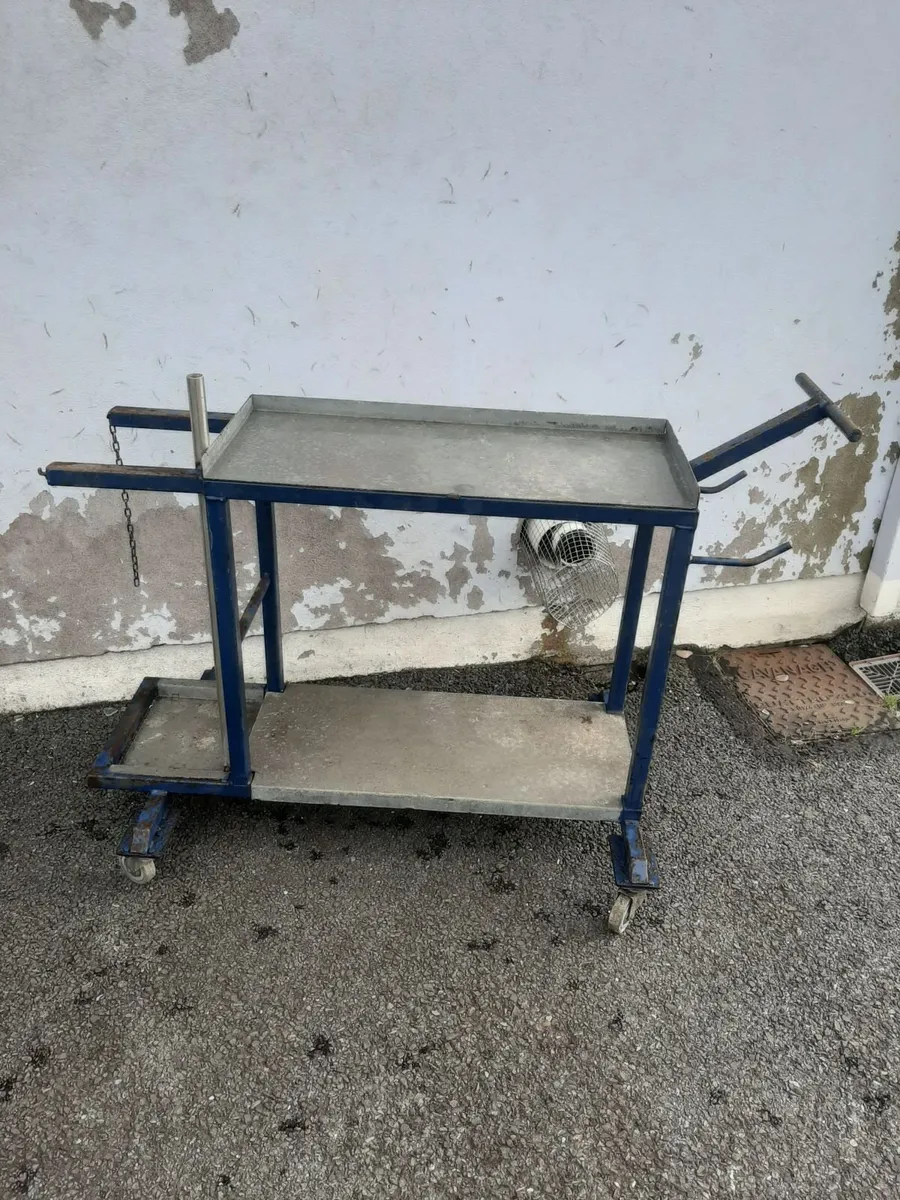 Welding trolley stands - Image 3