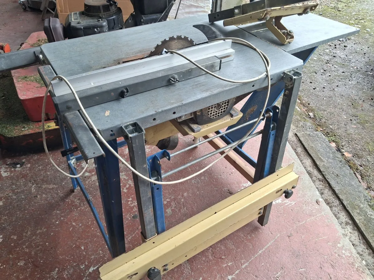 Table saw - Image 3