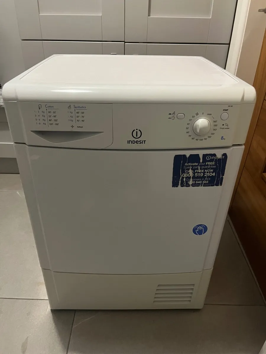 Indesit 8kg condenser tumble dryer - Image 2