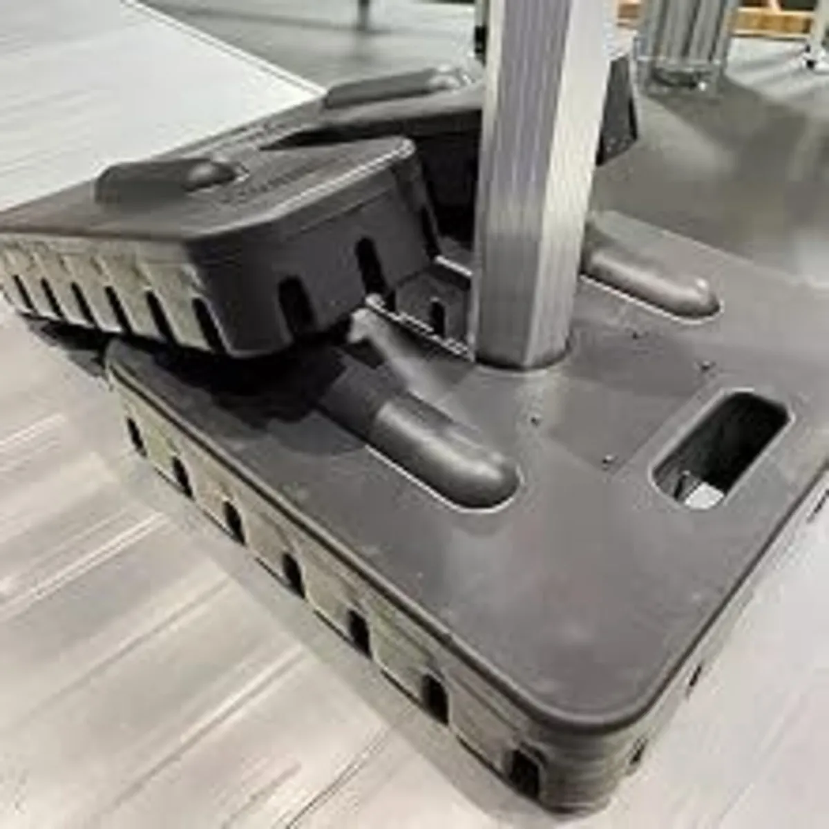 12kg solid weight for pop up gazebo - Image 1
