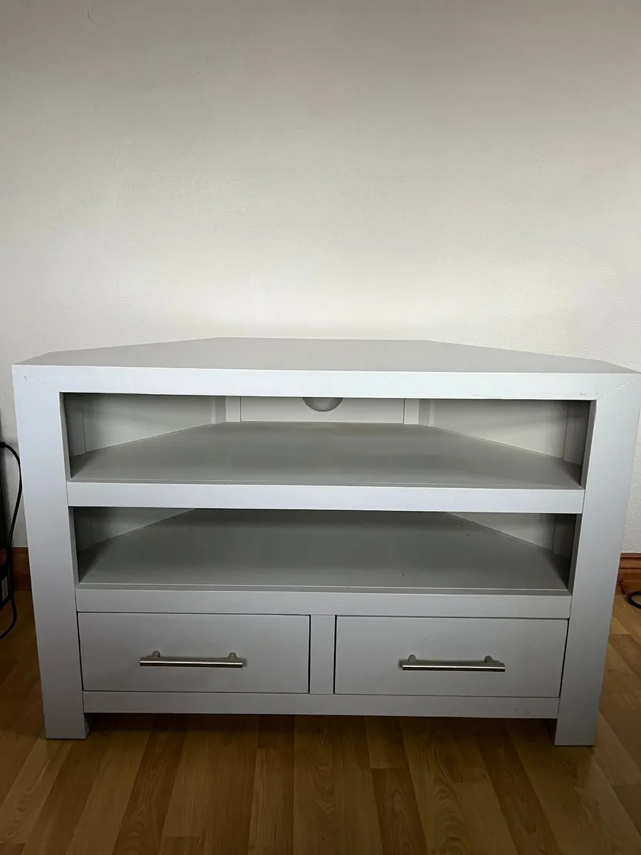 TV CABINET