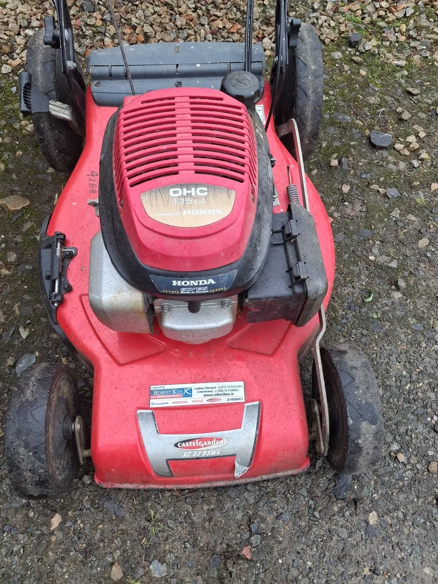 Lawn mower - Image 1
