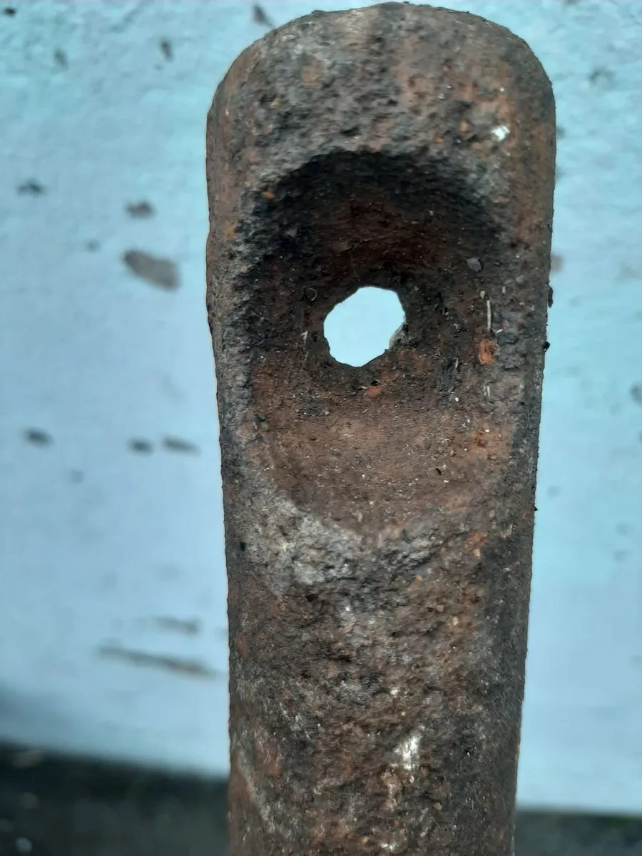 Window weights - Image 1