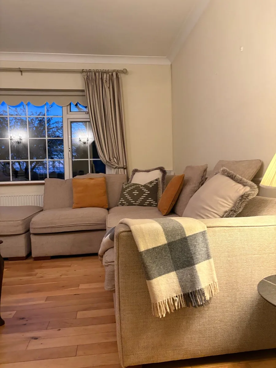 Sofa - Image 3