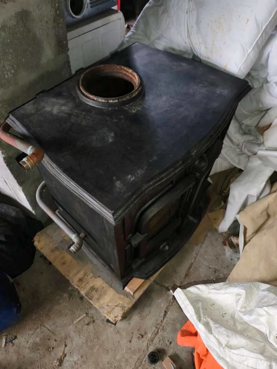 Wood burning stove, Horse fire brand - Image 1
