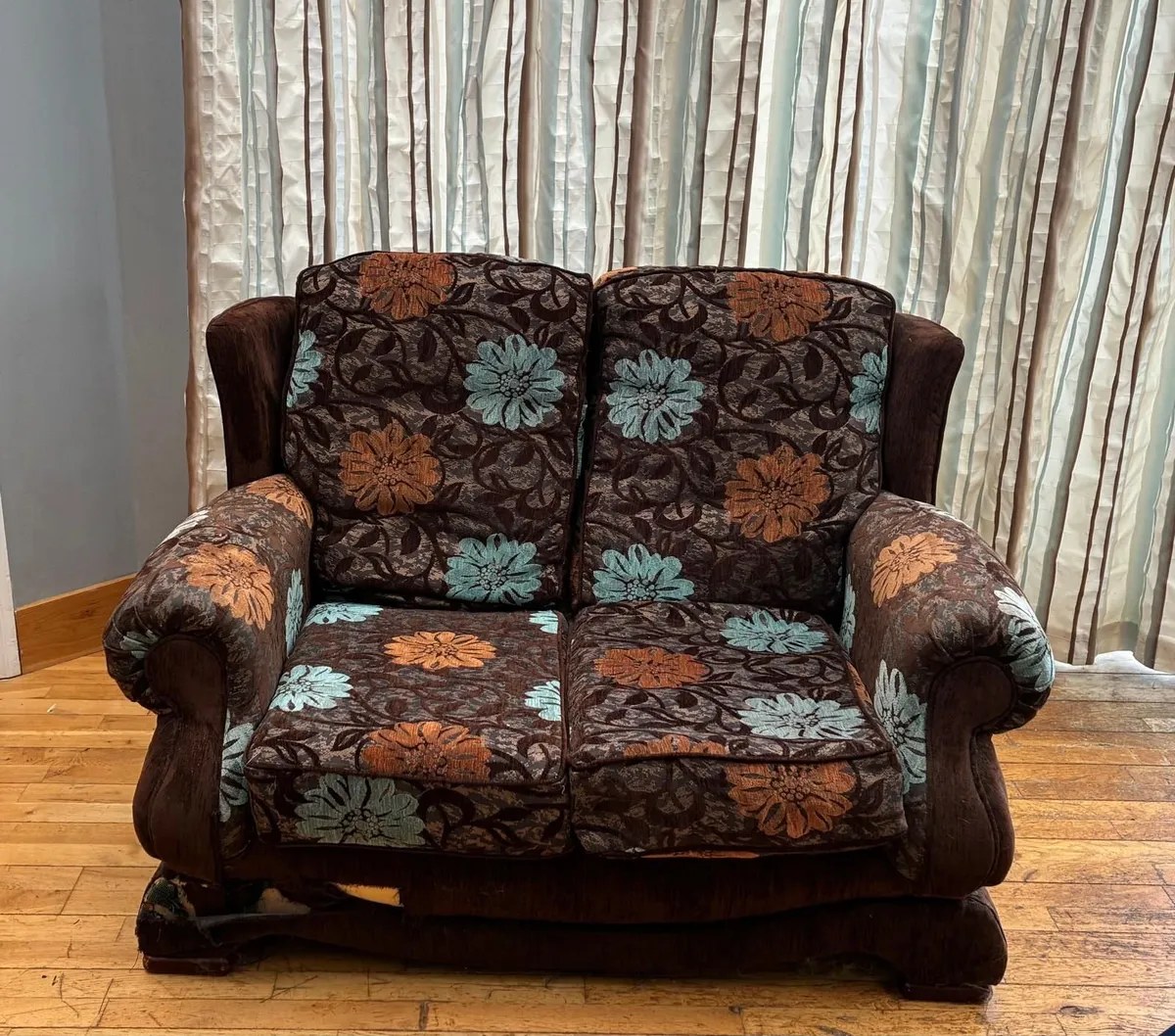 Sofas - Image 4