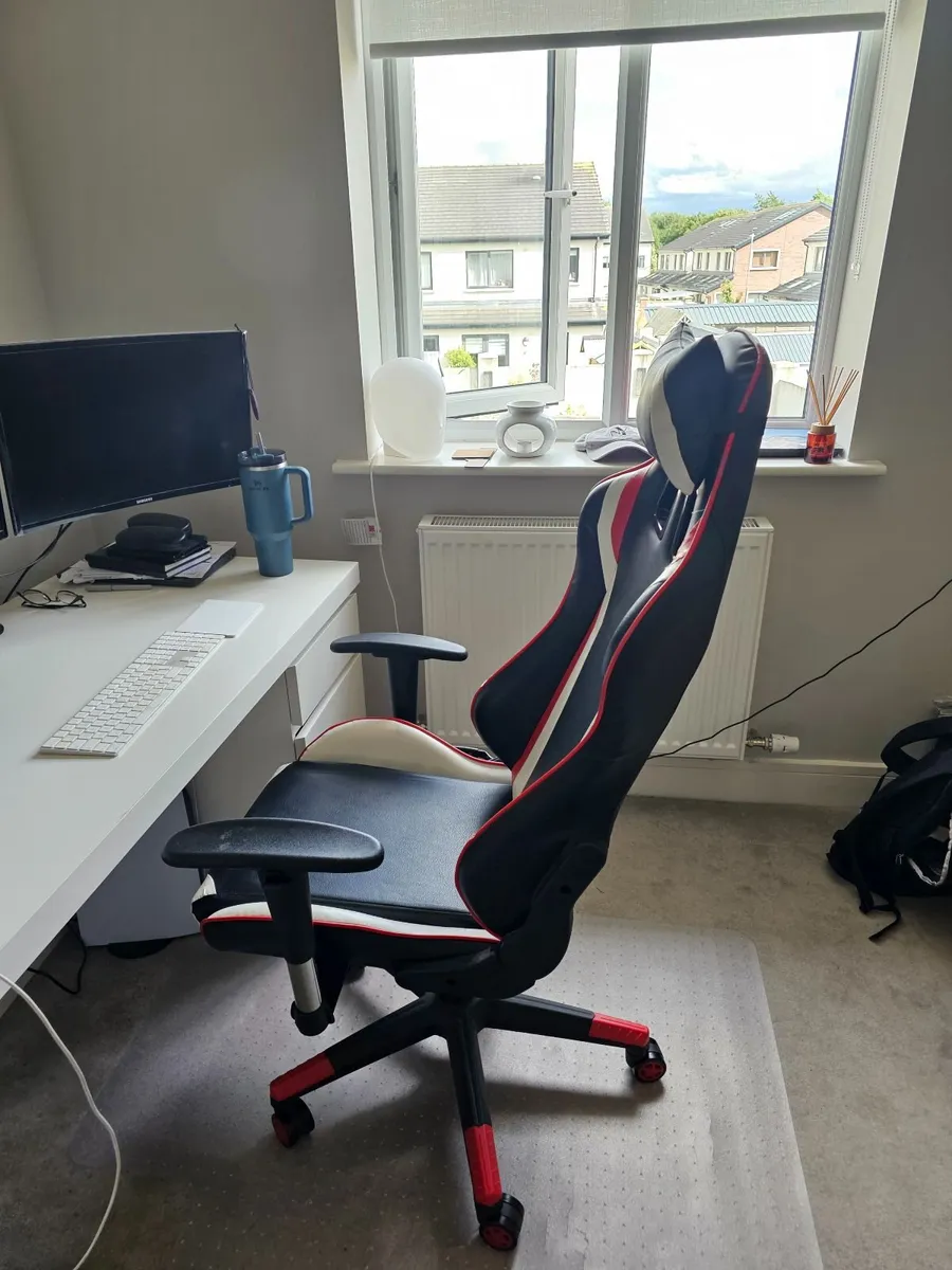 Gaming Chair - Image 3