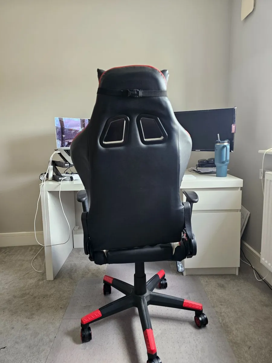 Gaming Chair - Image 4