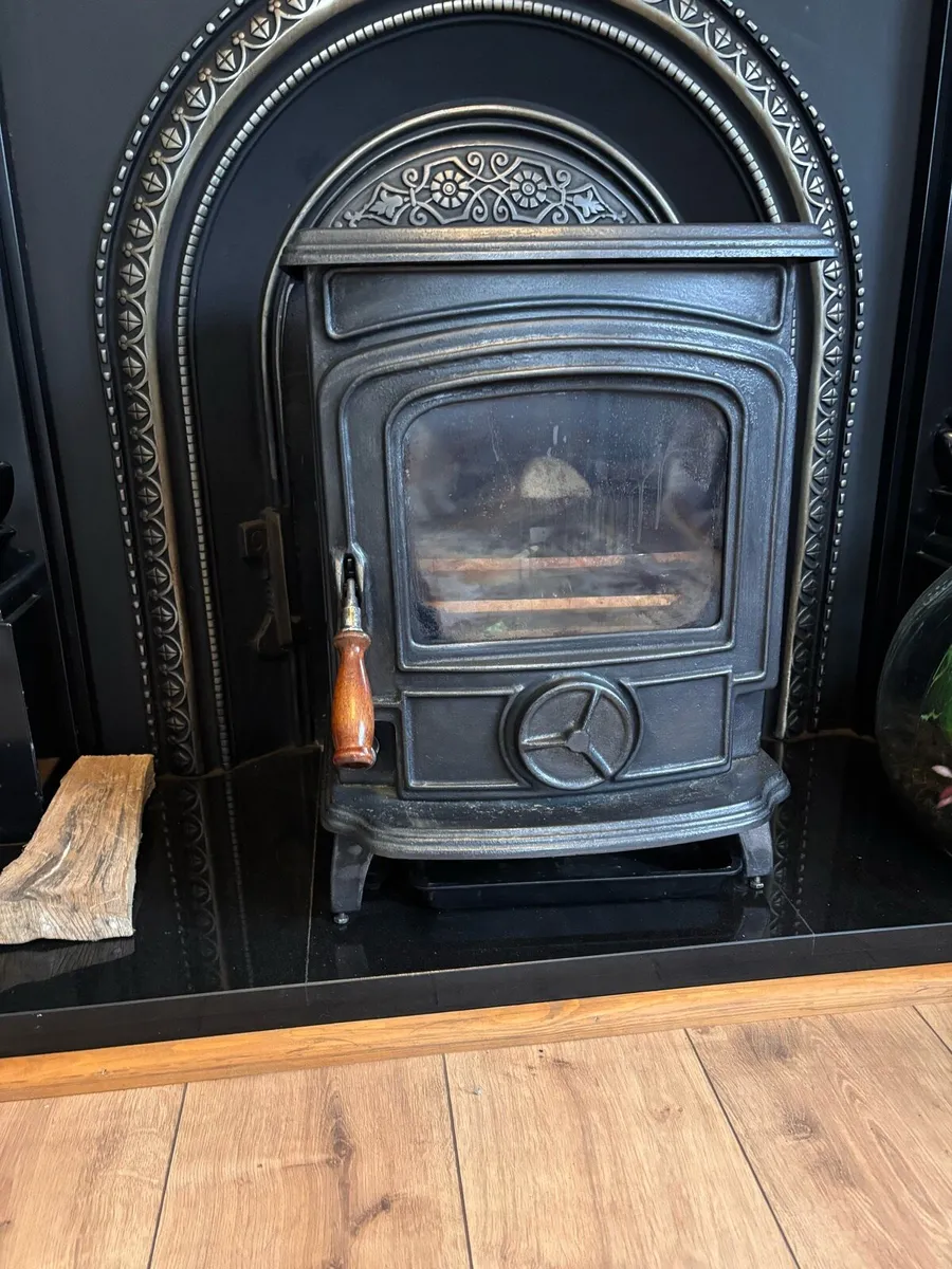 Stanley stove - Image 1