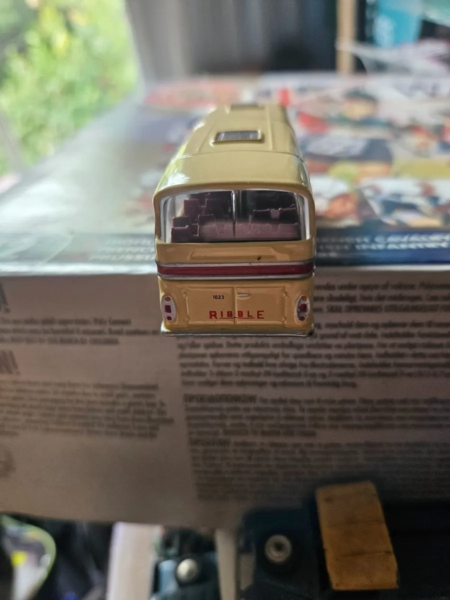 Corgi Bus - Image 4