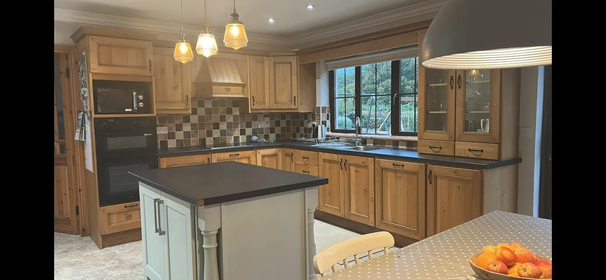 Solid Pepe Oak Kitchen & Utility Units | Island, - Image 1