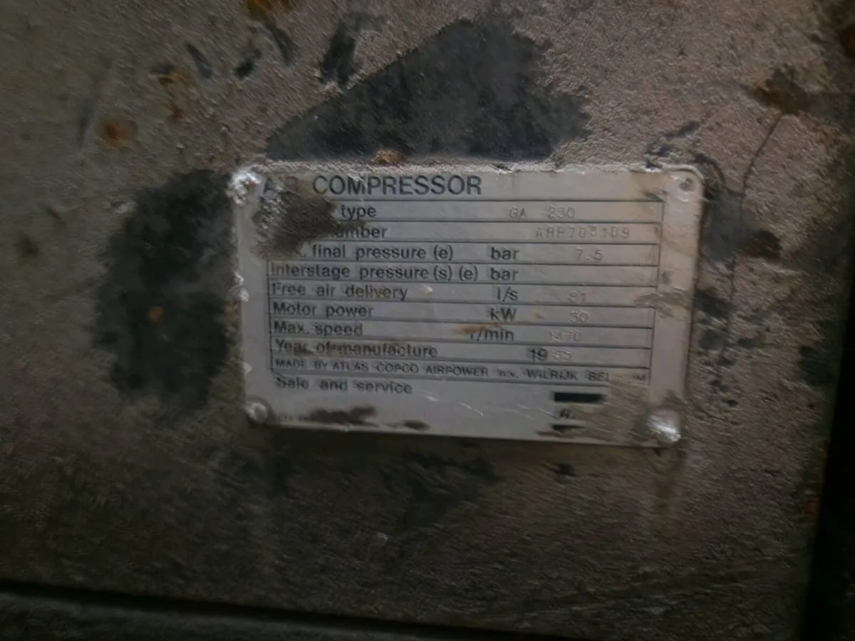 Stainless steel tanks ,air compressor, forklift - Image 3
