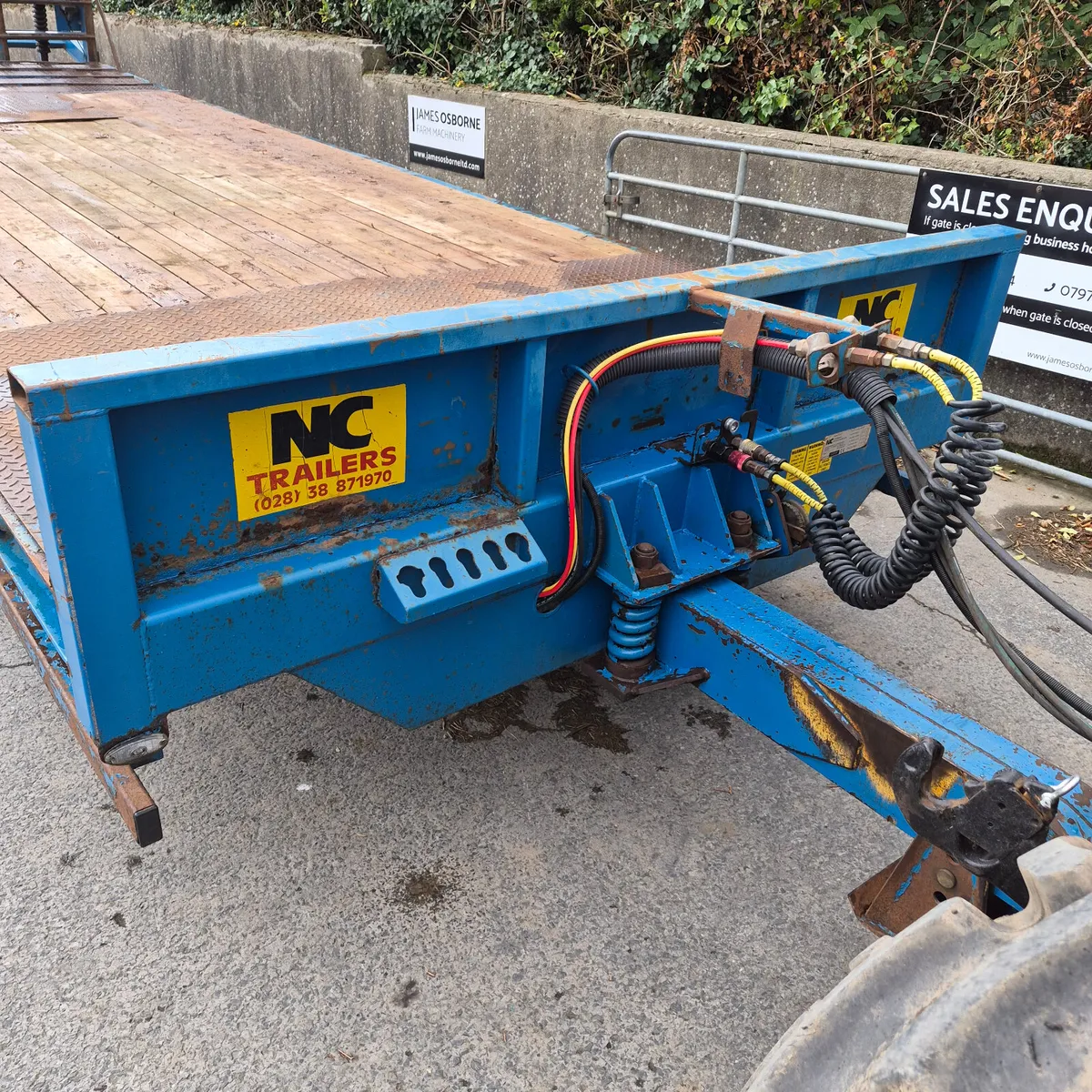 NC Hydraulic Beavertail Low Loader - Image 3