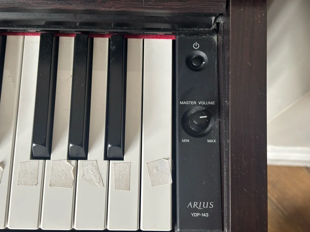 Yamaha Digital piano YDP-143 - Image 3