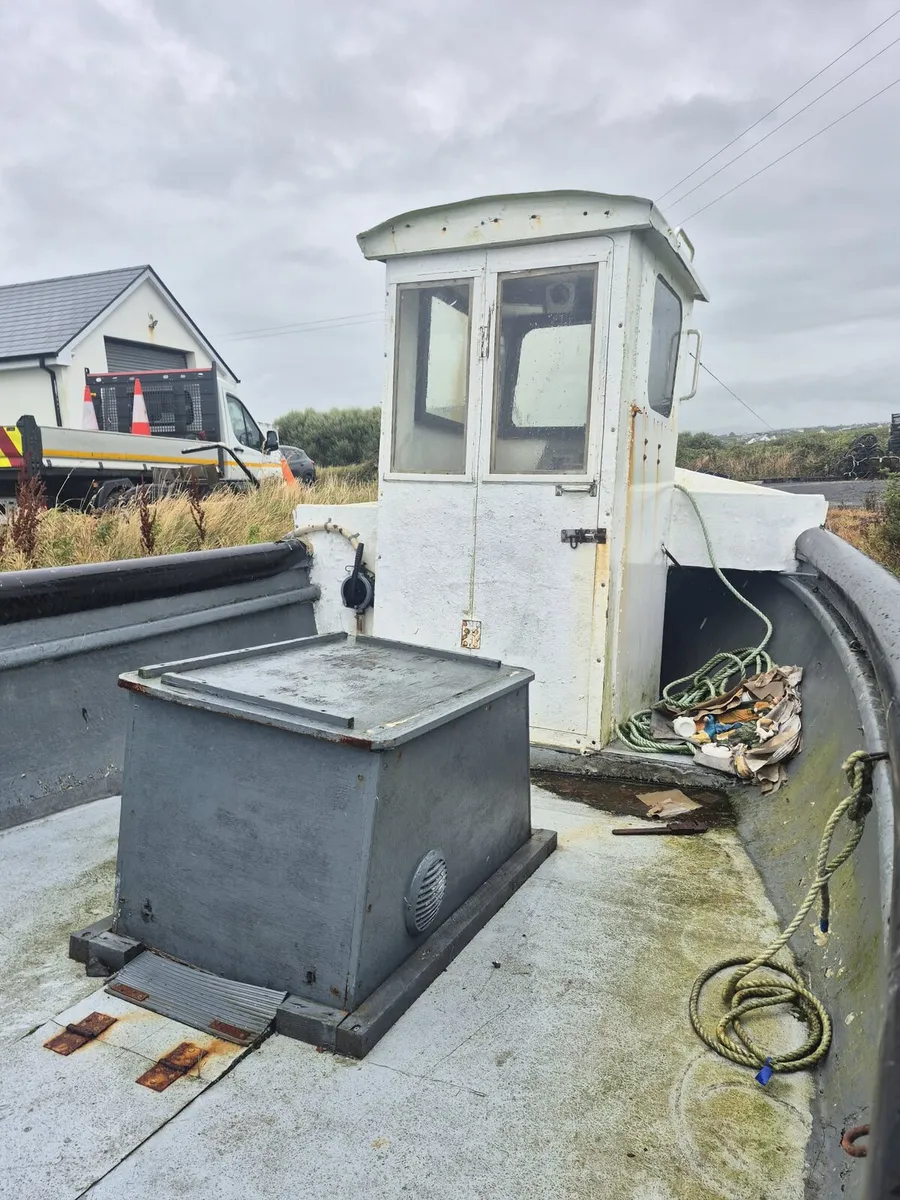 21ft boat - Image 1