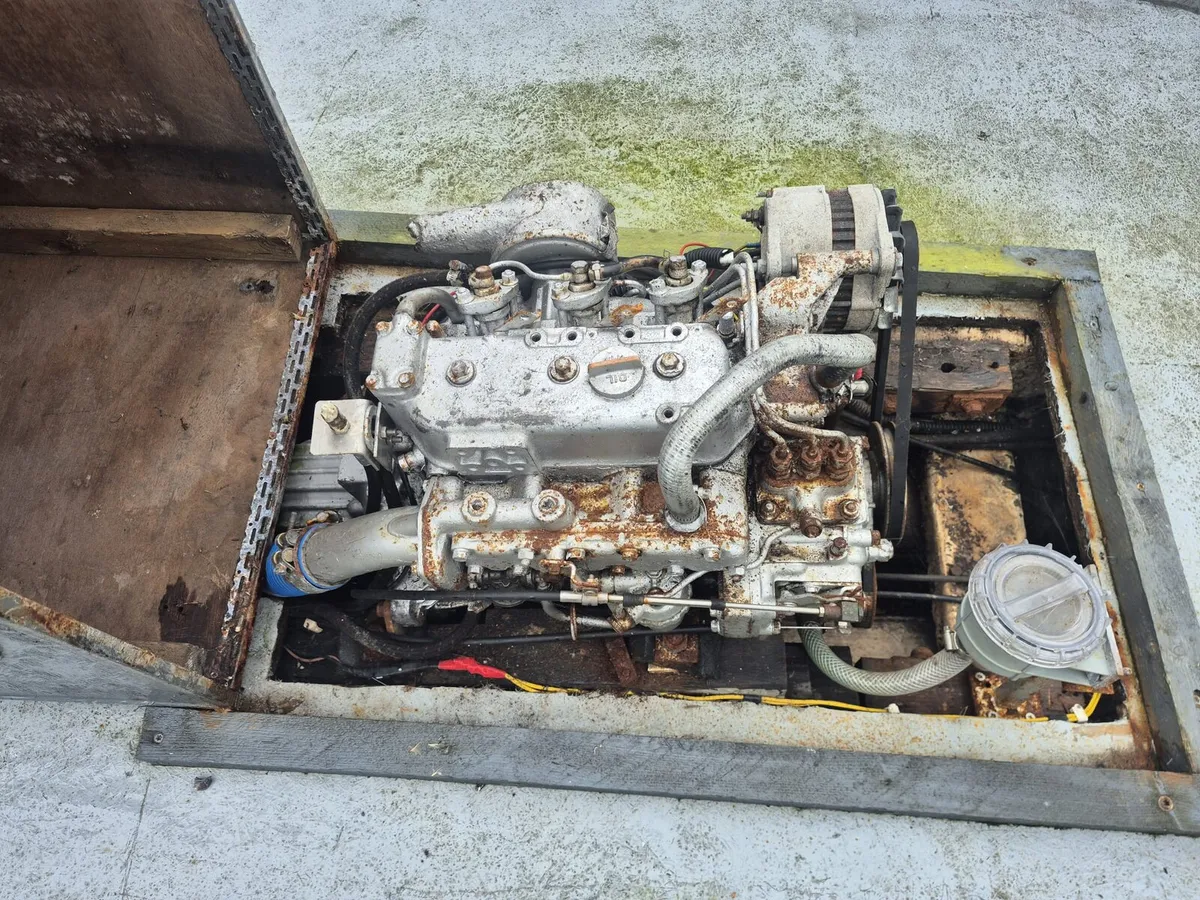 21ft boat - Image 4