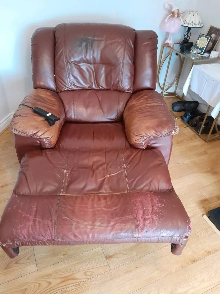 Recliner armchair - Image 1
