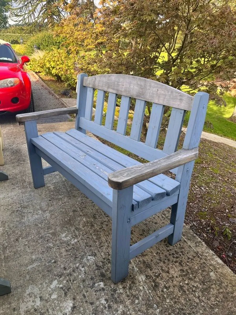 Solid wood garden furniture set - Image 4