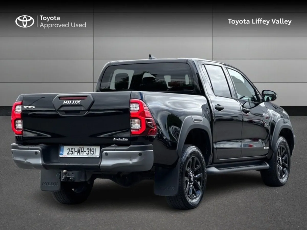 Toyota Hilux HILUX 2.8 INVINCIBLE - Image 2