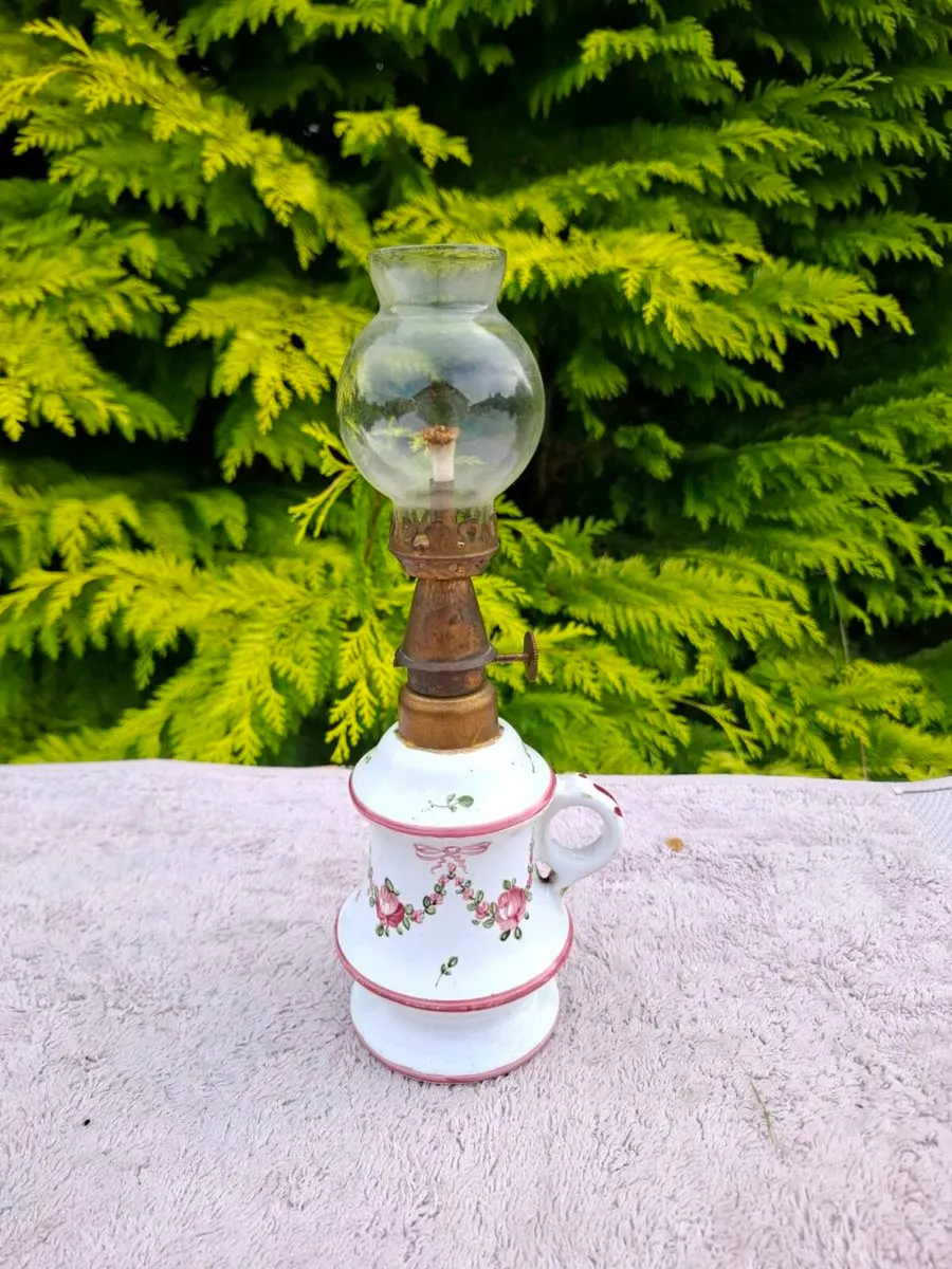 By post only Bedside table lamp - Image 1