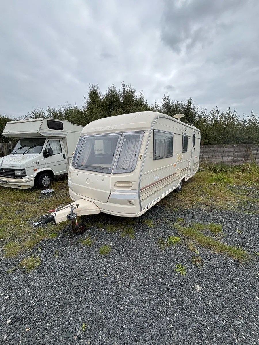 Caravan - Image 1