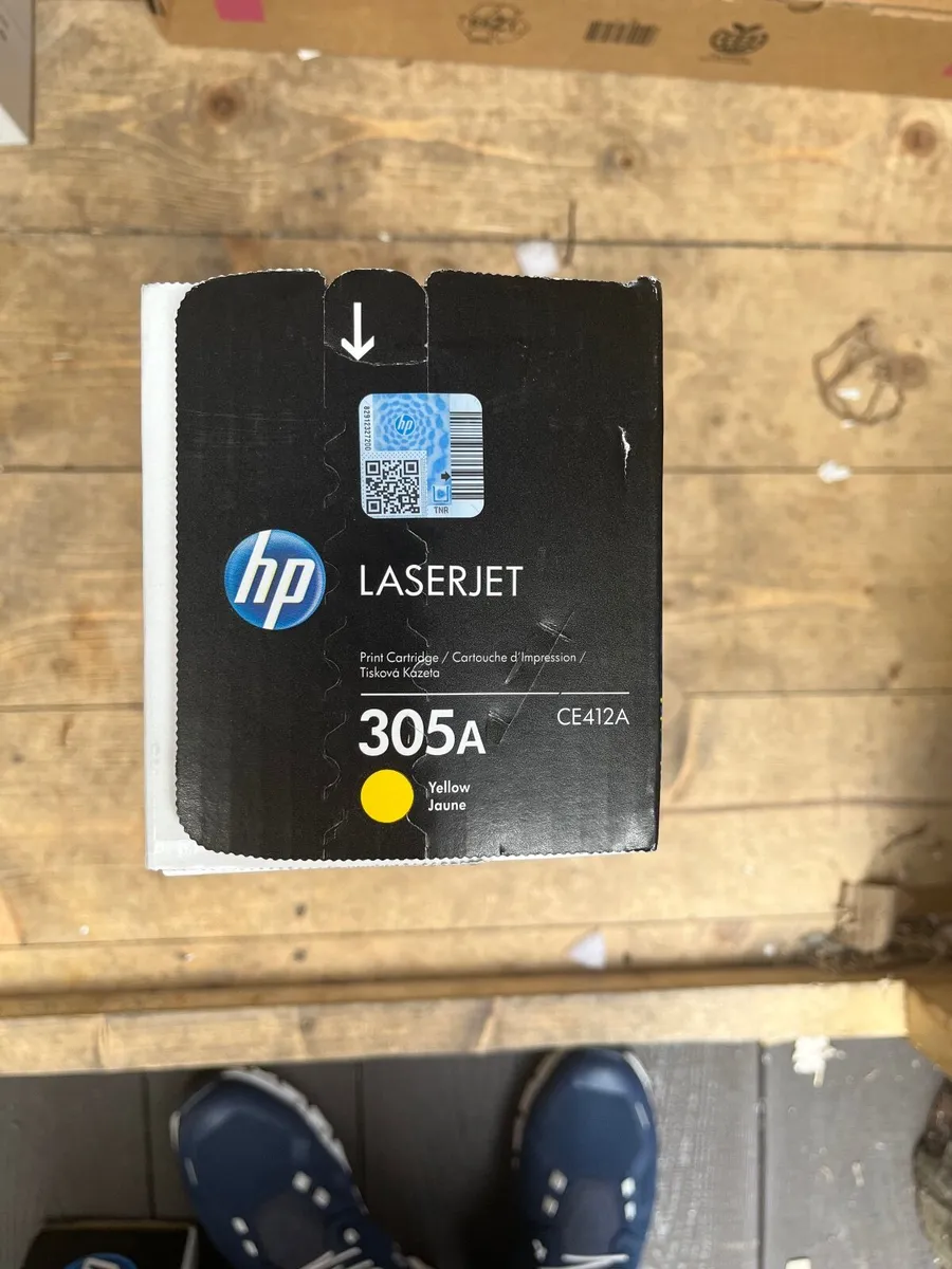 HP CE412A Yellow 305A Ink Toner - Image 1