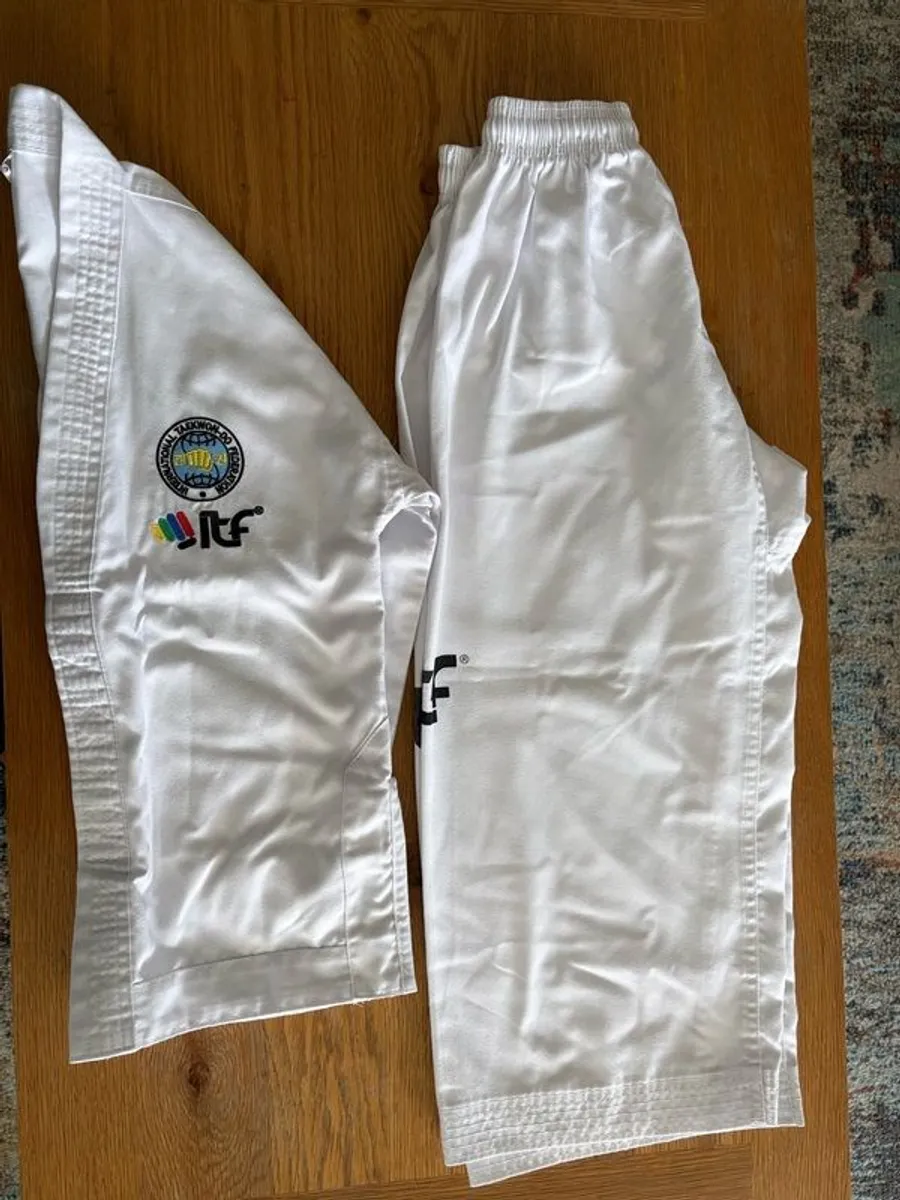 Tae Kwon Do - Dobok- - Image 1