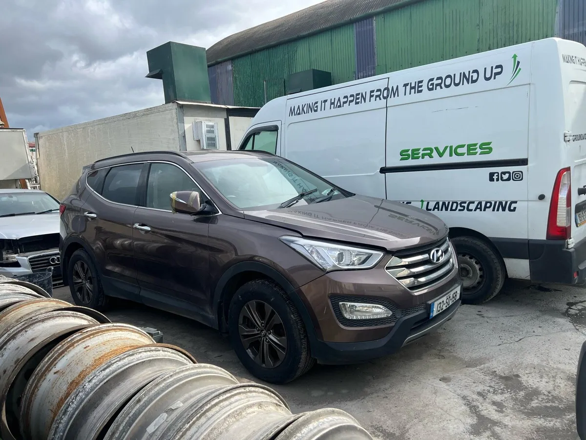 Hyundai Santa Fe - Image 2