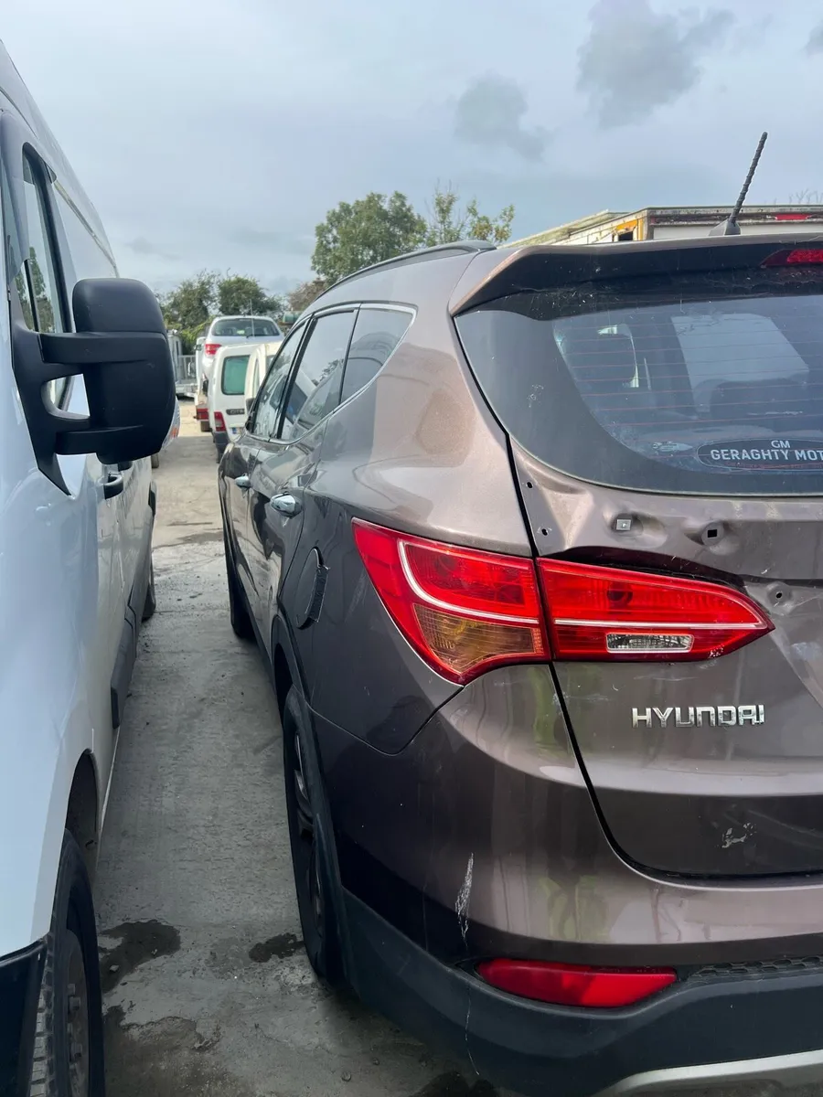 Hyundai Santa Fe - Image 3