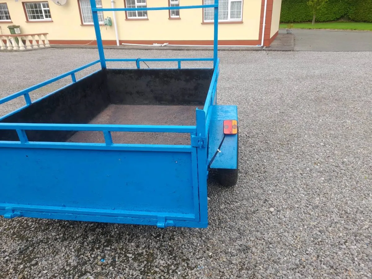 Trailer - Image 2