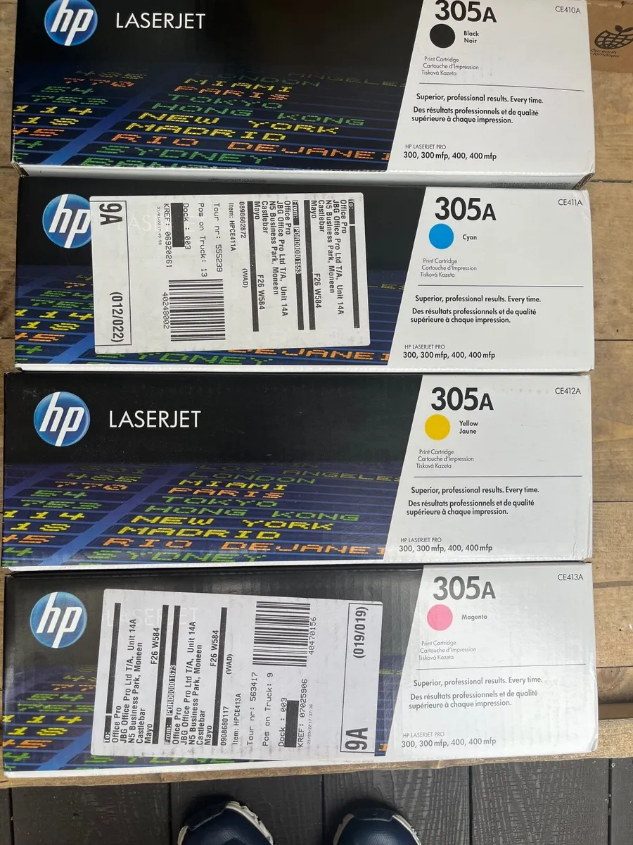 Set of HP 305A Colour Ink Toners - Image 2